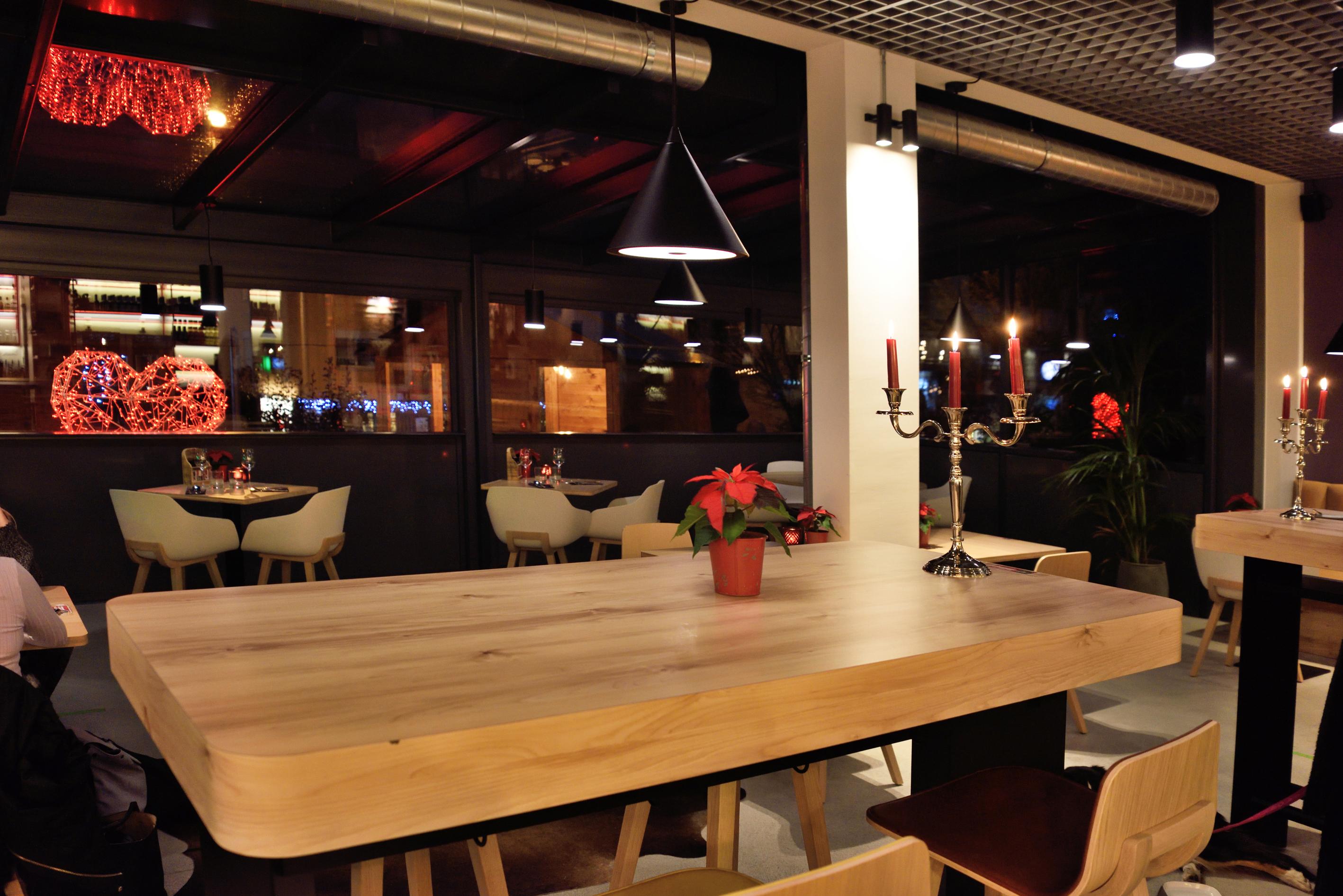 Nonanteneuf Appart Hotel Sierre - Contactless Check-In Ngoại thất bức ảnh