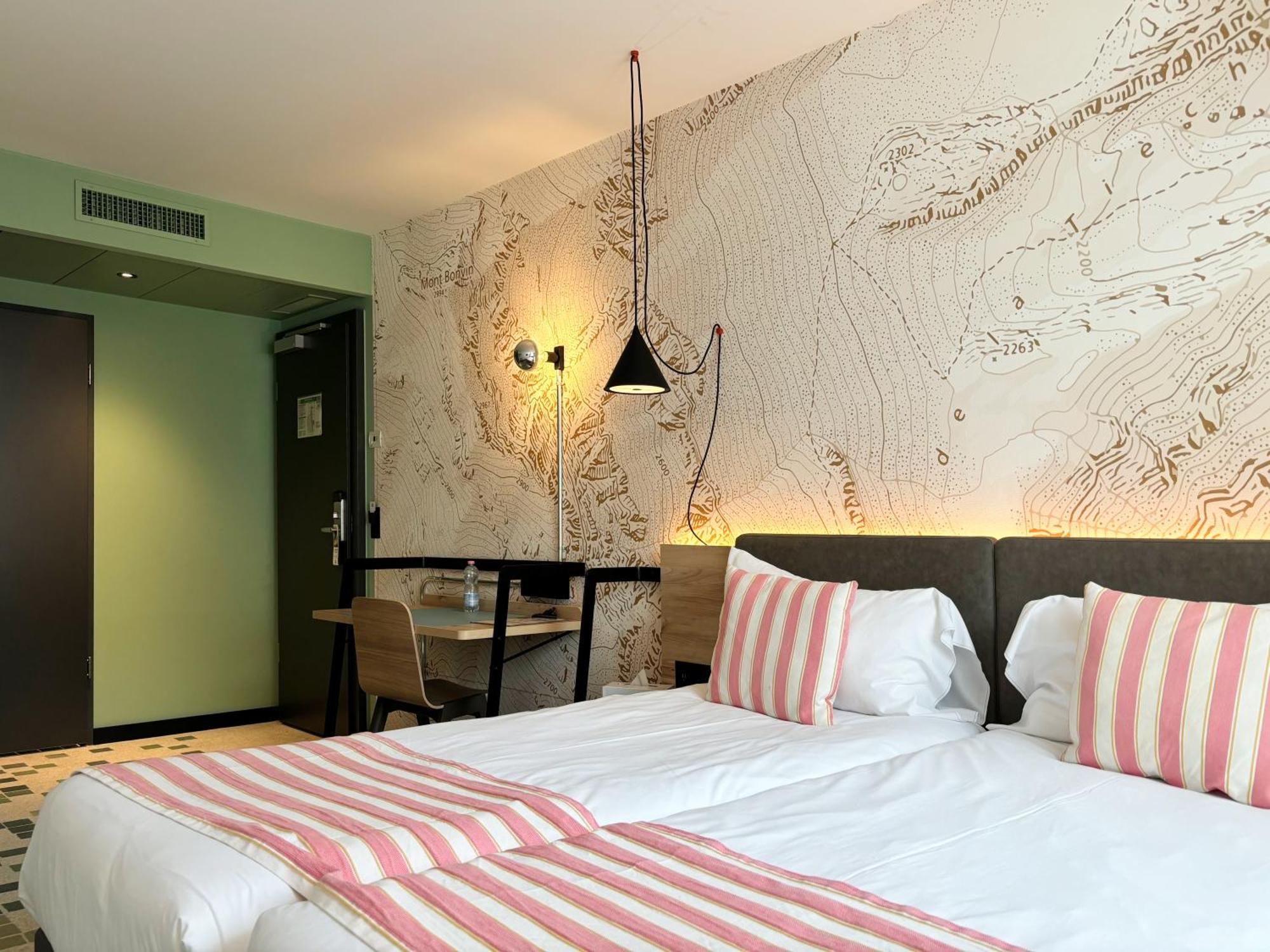 Nonanteneuf Appart Hotel Sierre - Contactless Check-In Ngoại thất bức ảnh