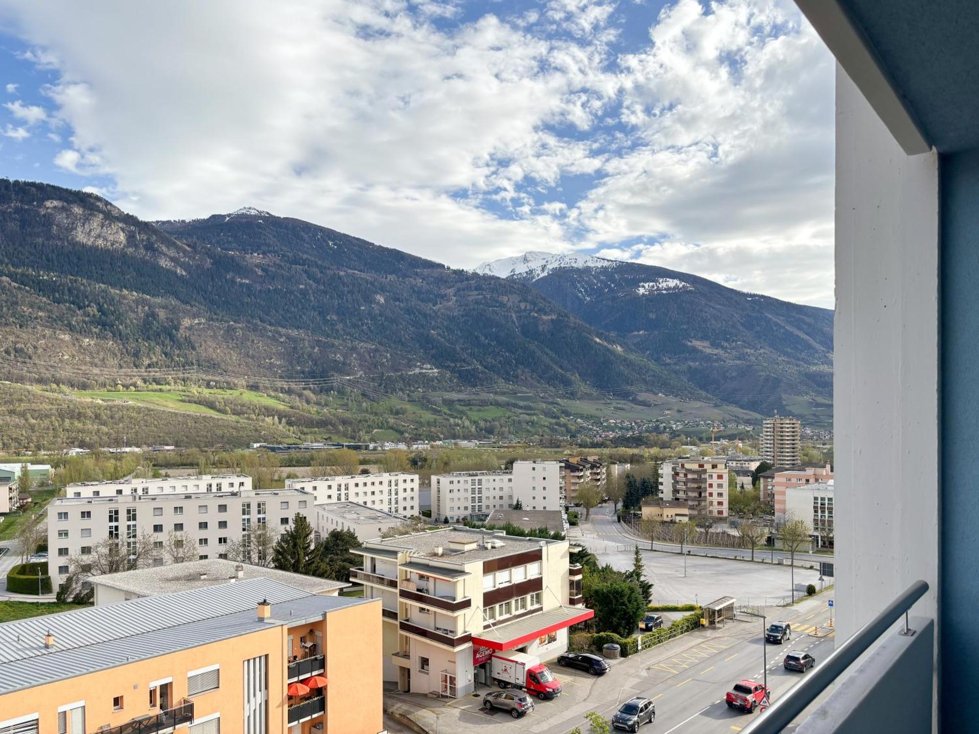 Nonanteneuf Appart Hotel Sierre - Contactless Check-In Ngoại thất bức ảnh