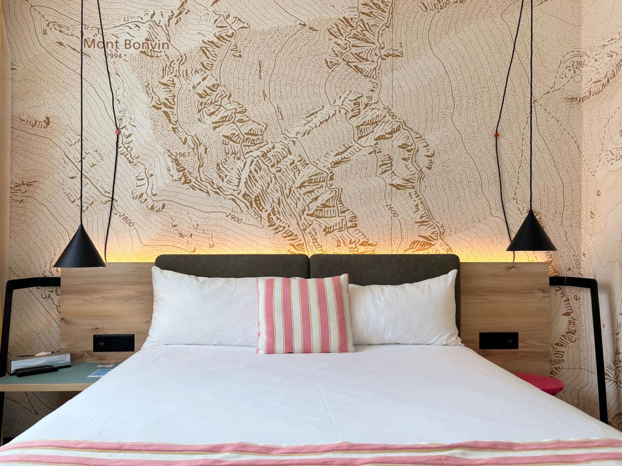 Nonanteneuf Appart Hotel Sierre - Contactless Check-In Ngoại thất bức ảnh