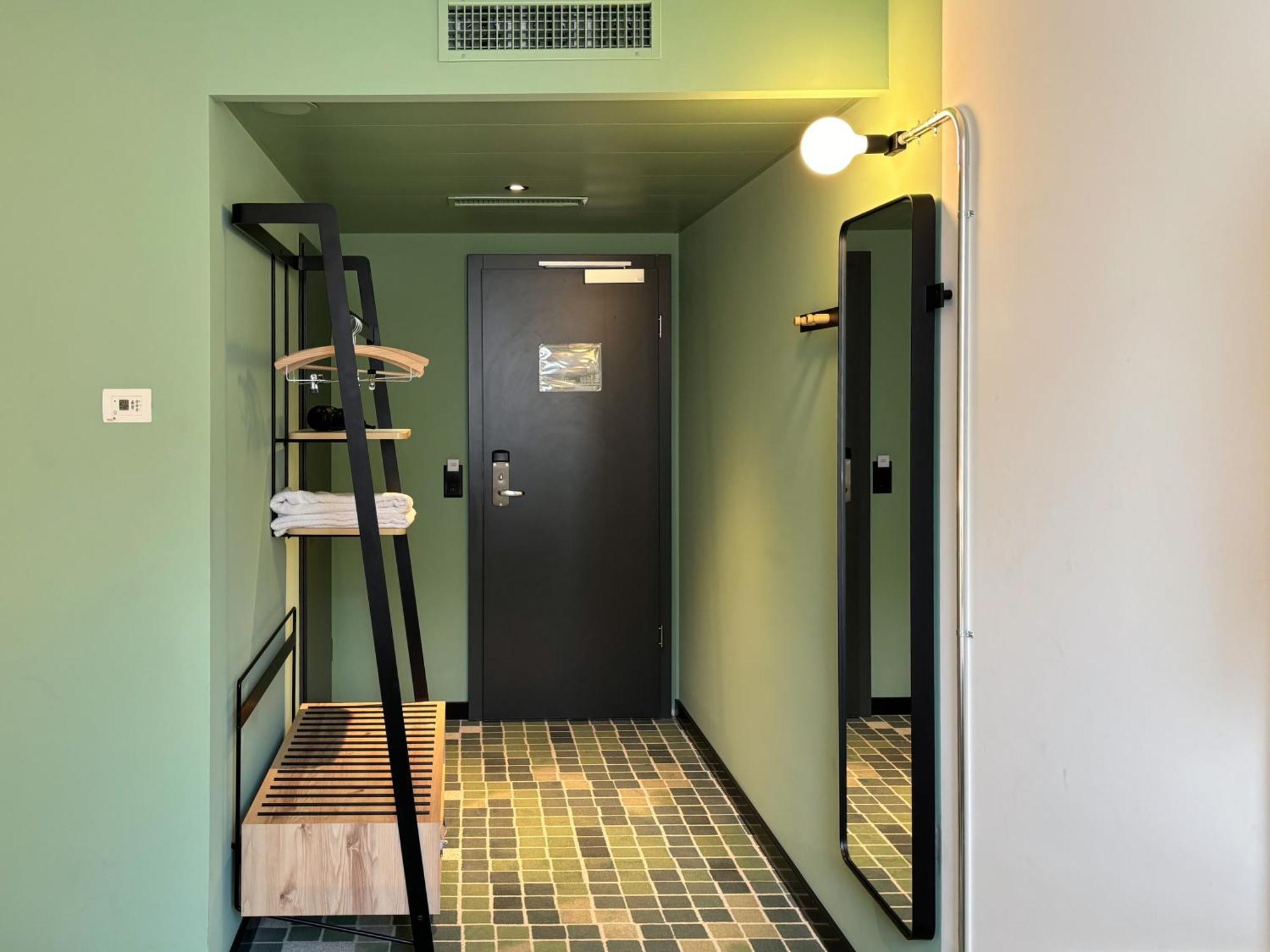 Nonanteneuf Appart Hotel Sierre - Contactless Check-In Ngoại thất bức ảnh