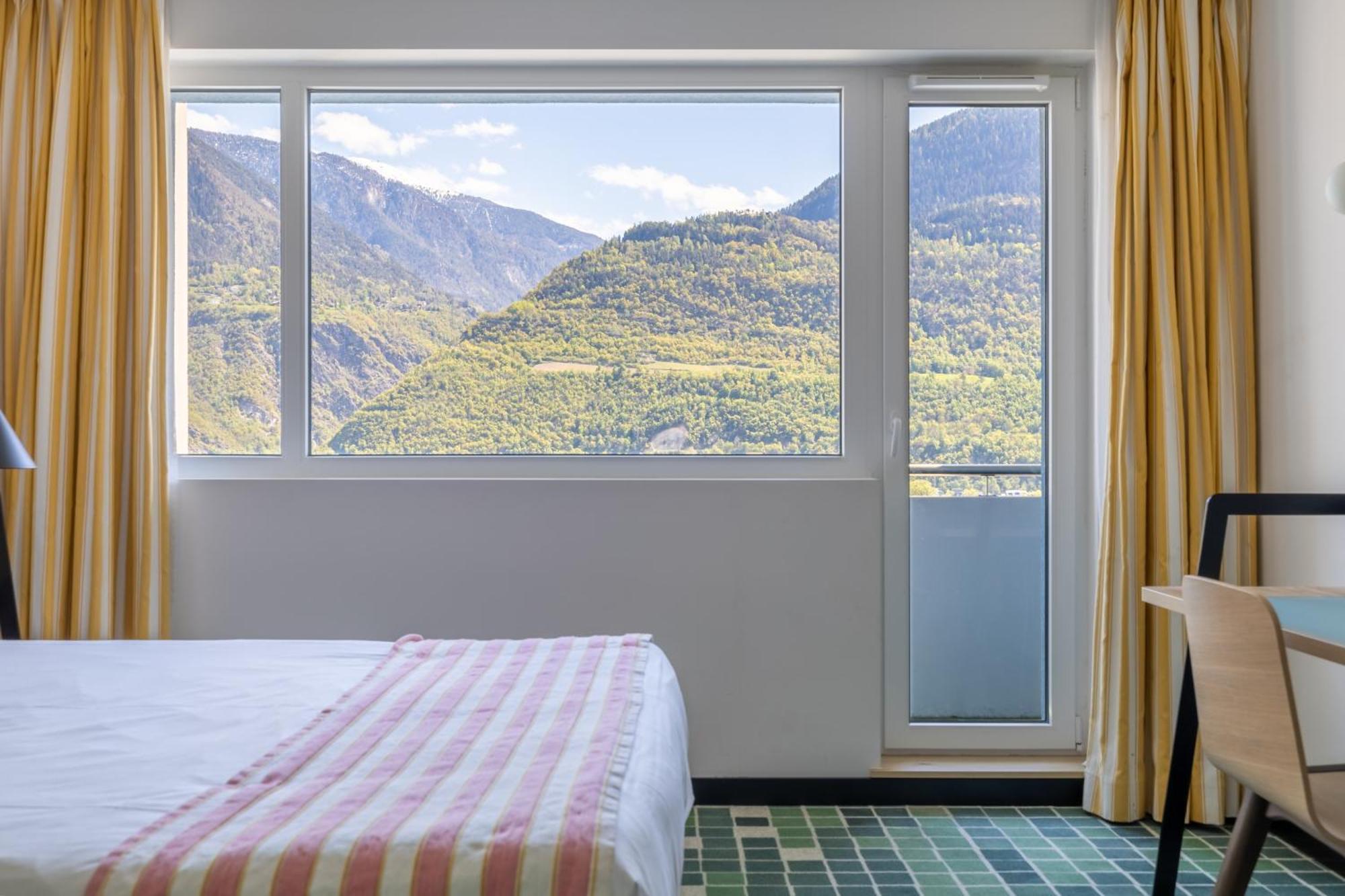 Nonanteneuf Appart Hotel Sierre - Contactless Check-In Ngoại thất bức ảnh