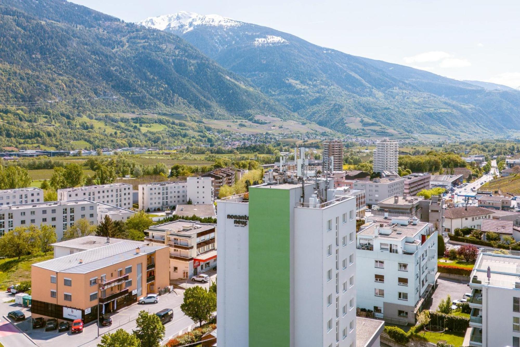 Nonanteneuf Appart Hotel Sierre - Contactless Check-In Ngoại thất bức ảnh
